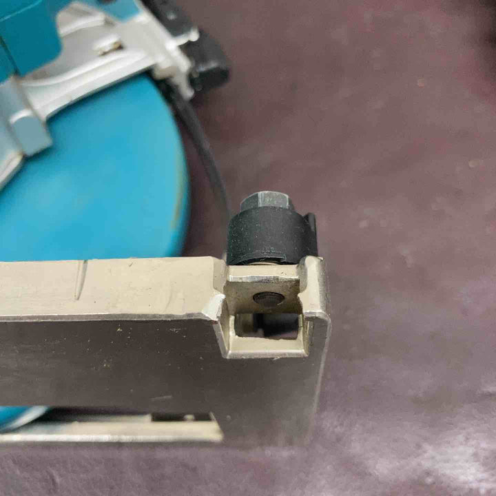 【中古品】 マキタ(makita) 電気マルノコ 5637BA 【東大和店】