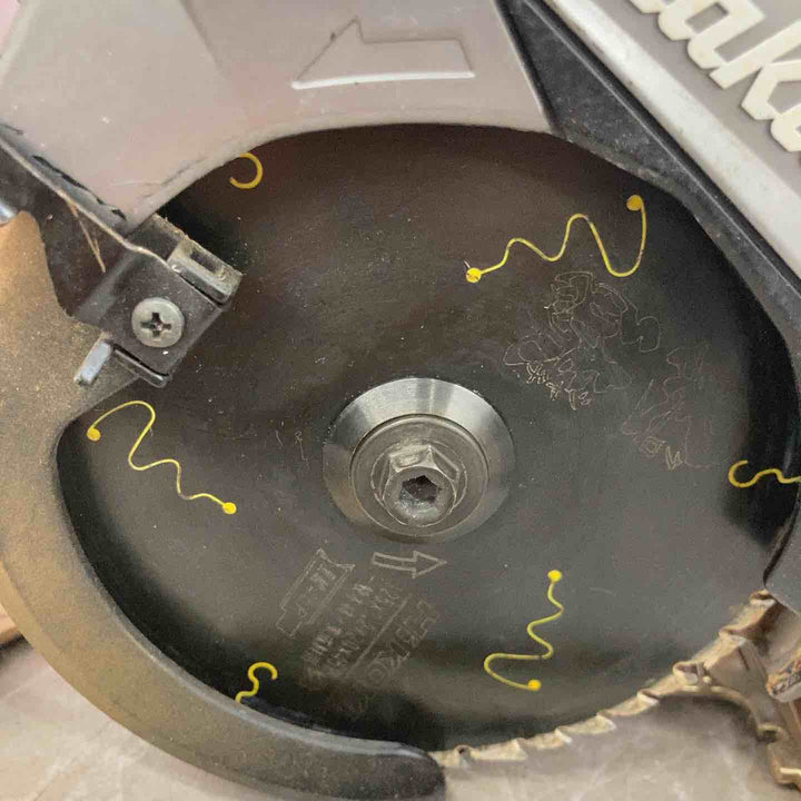 ★マキタ(makita) コードレスマルノコ HS005GZ【八潮店】