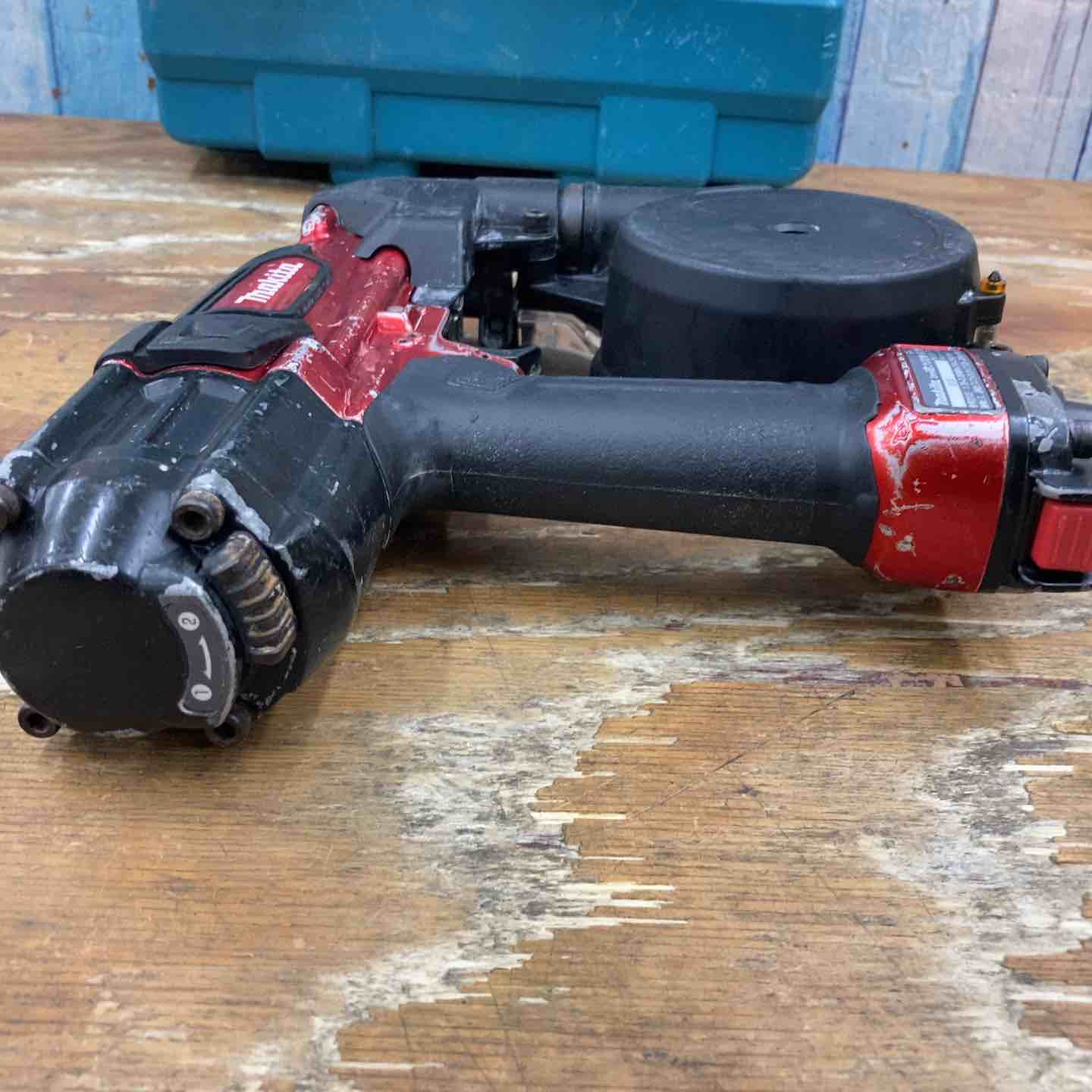 ★マキタ(makita) 高圧エアネジ打ち機 AR320HR【柏店】 ☆マキタ(makita) 高圧エアネジ打ち機 AR320HR【柏店】 – アクトツール