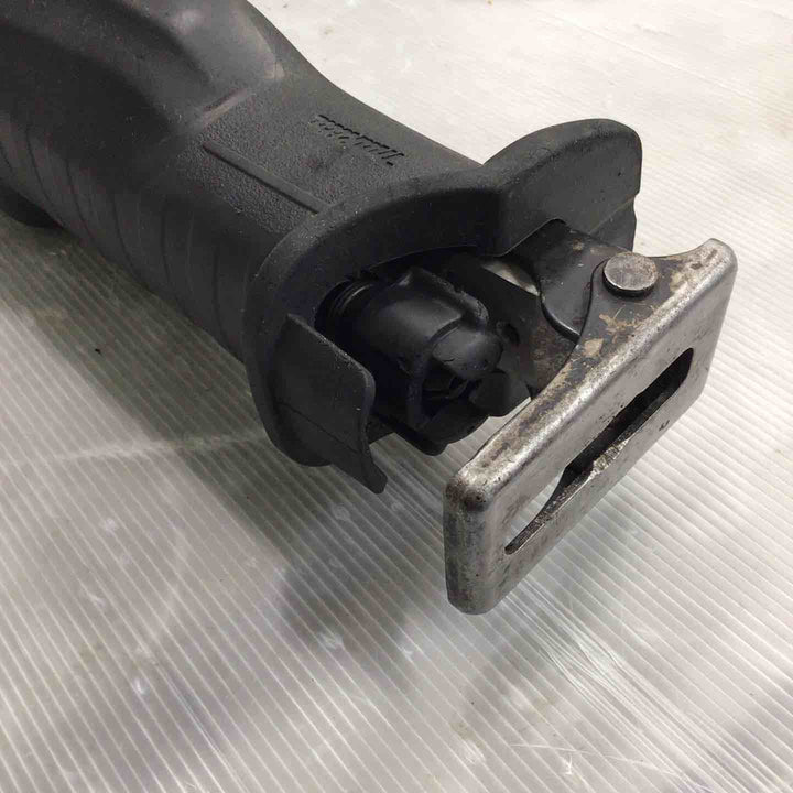 ★マキタ(makita) レシプロソー JR3051T【草加店】