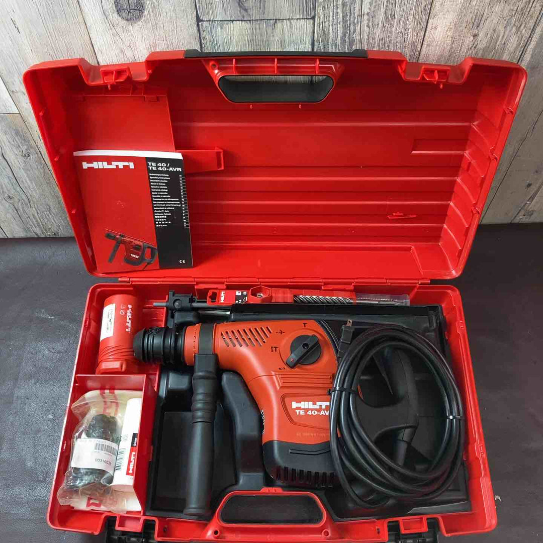 【中古品】ヒルティ(HILTI) ハンマドリル TE40-AVR はつり ビット複数付属 チャック付属【東大和店】