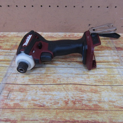 マキタ(makita) コードレスインパクトドライバー TD172DGXAR【川崎店】
