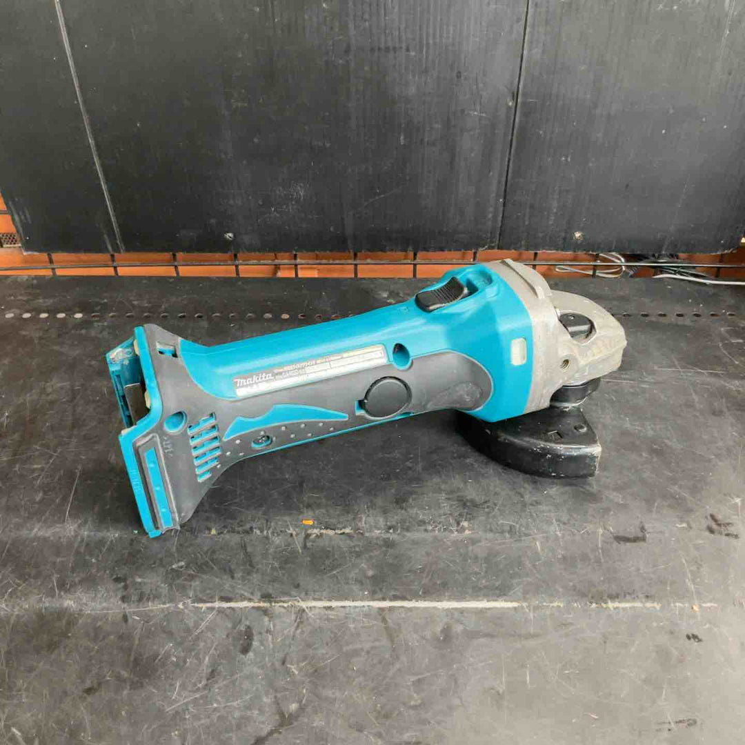 ☆マキタ(makita) コードレスディスクグラインダ GA402DZ【草加店】