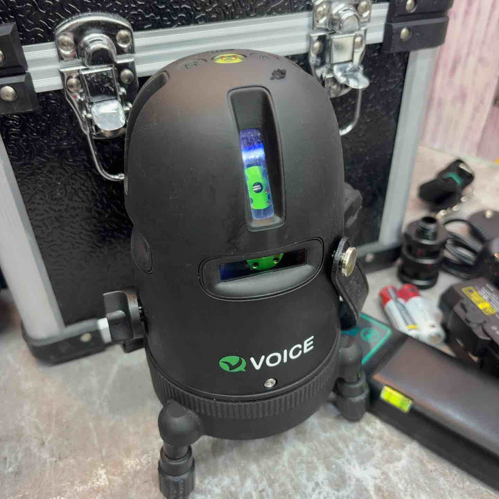 ◇VOICE レーザー墨出し器 フルライングリーンレーザー Model-G8【八潮店】