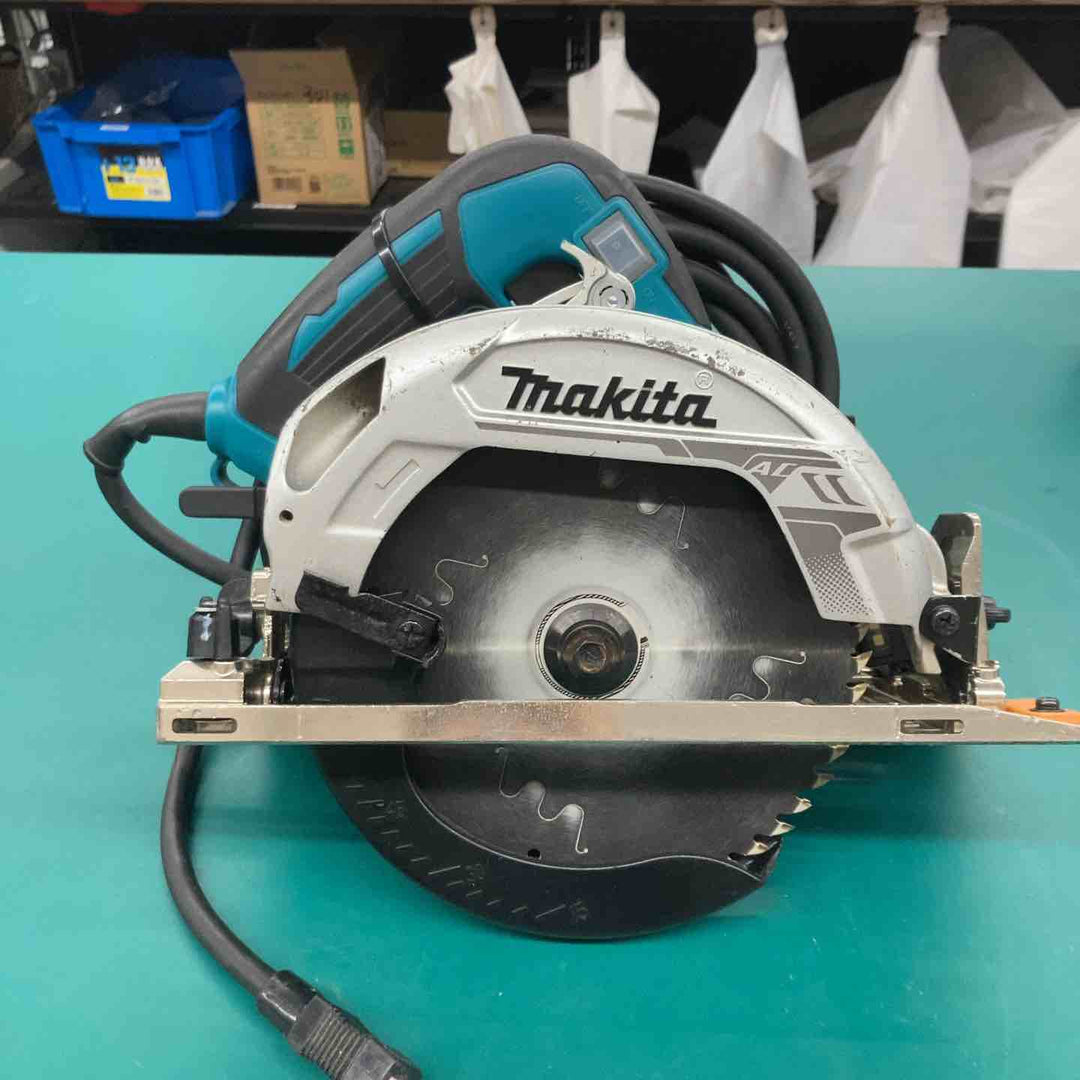 ★マキタ(makita) 電気マルノコ HS6301　ブレーキの効き弱め　本体のみ【戸田店】