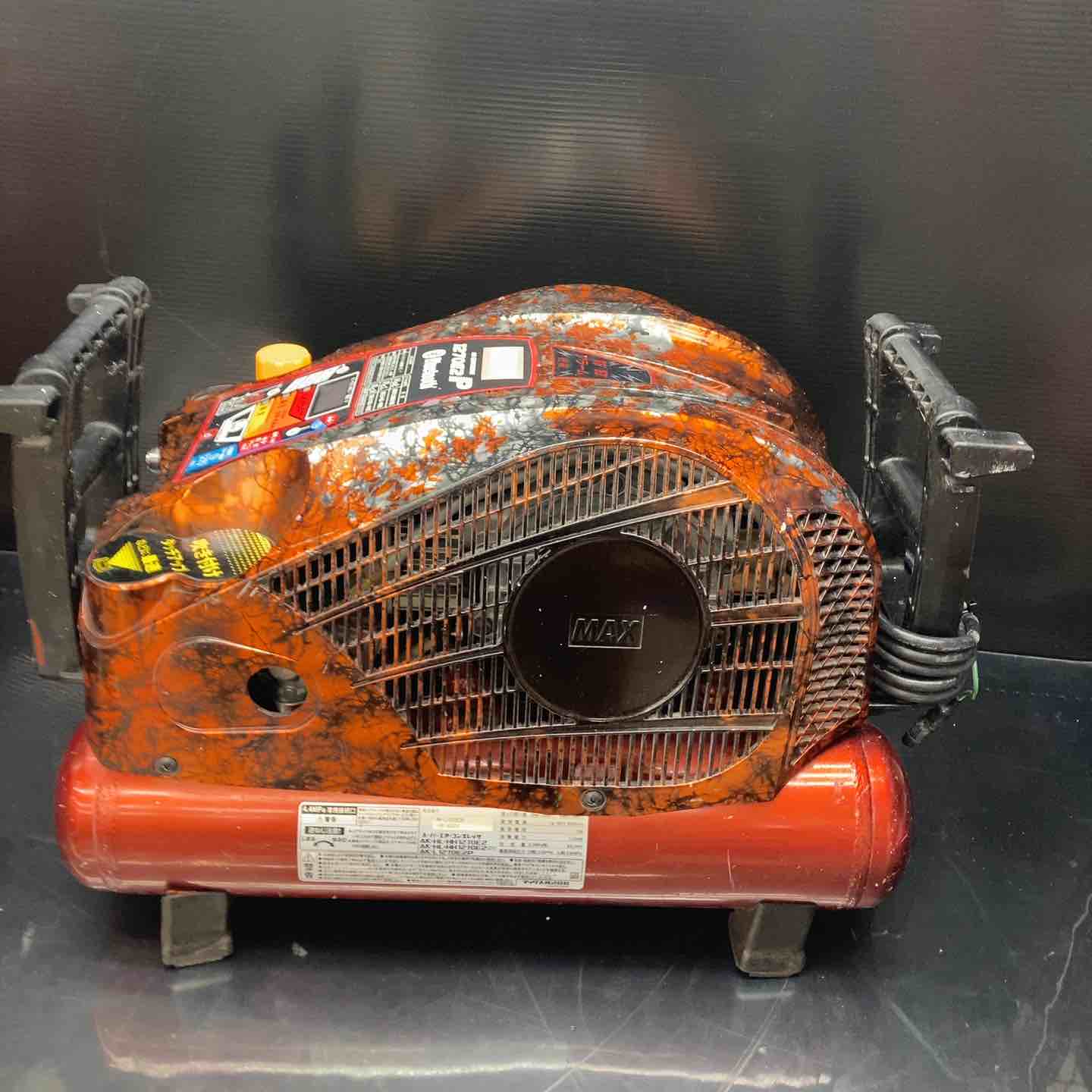 中古品】マックス(MAX) エアコンプレッサー AK-L1270E2P 動作確認済み