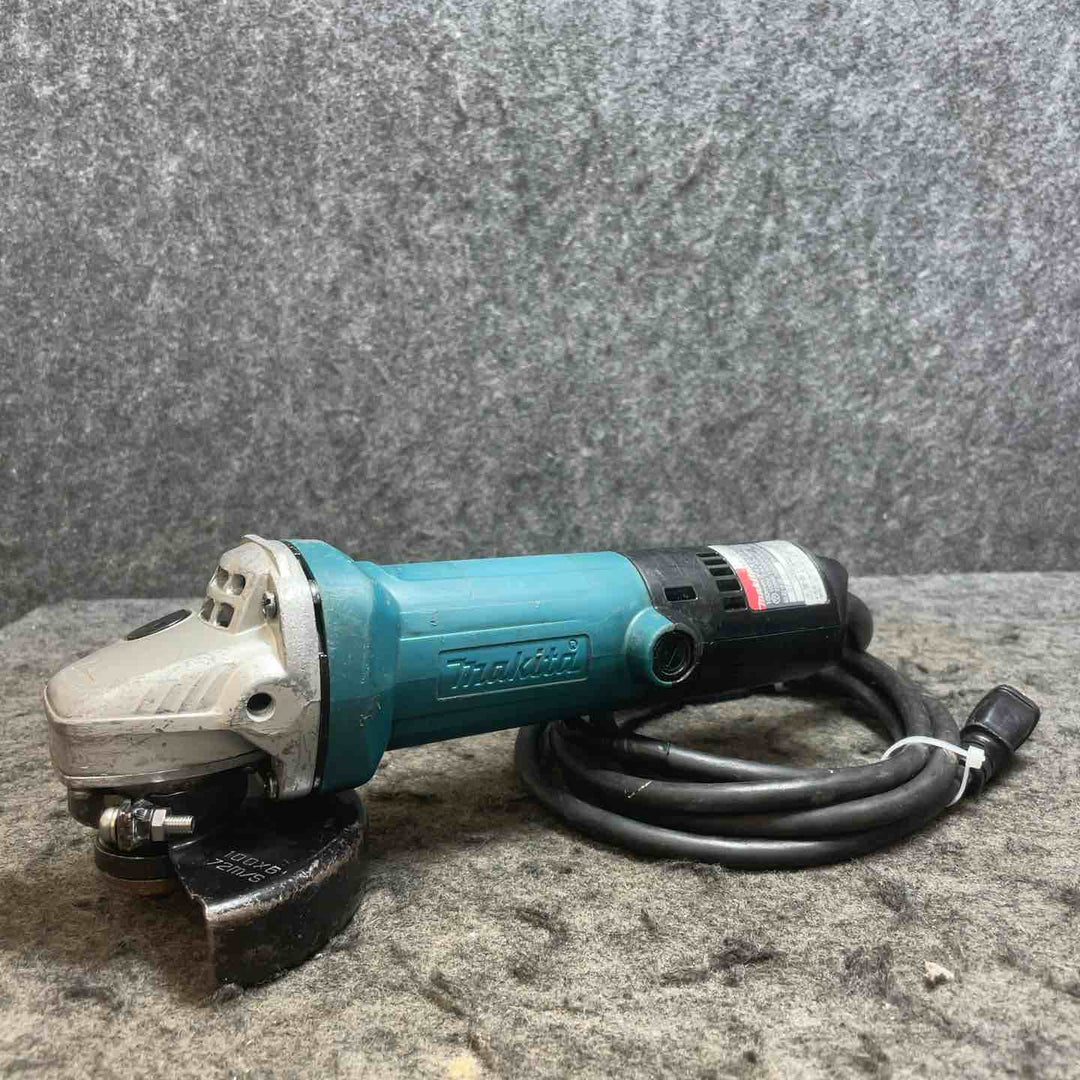 マキタ(makita) 100mmディスクグラインダ 9533B【桶川店】