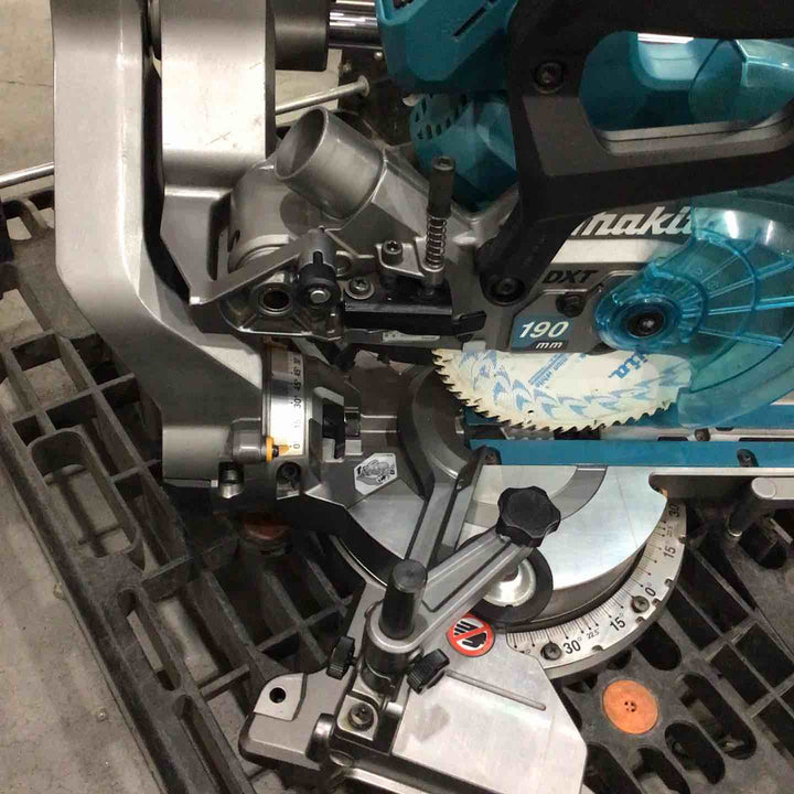 【中古品】 マキタ(makita) コードレススライドマルノコ LS008GZ 【藤沢店】