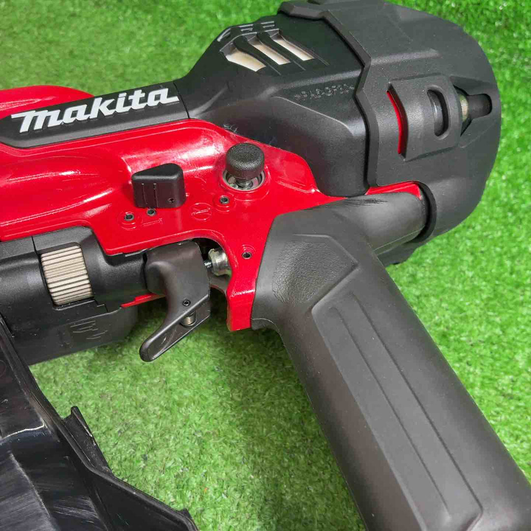 ★マキタ(makita) 高圧エア釘打ち機 AN937H【藤沢店】