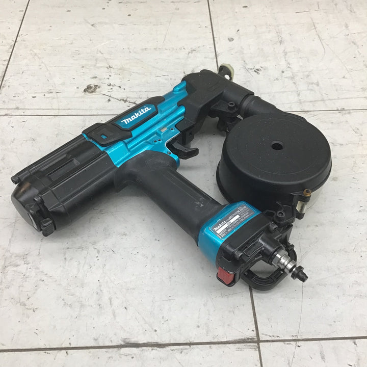 【中古品】 マキタ/makita 高圧エアネジ打ち機 AR411HRM 【鴻巣店】