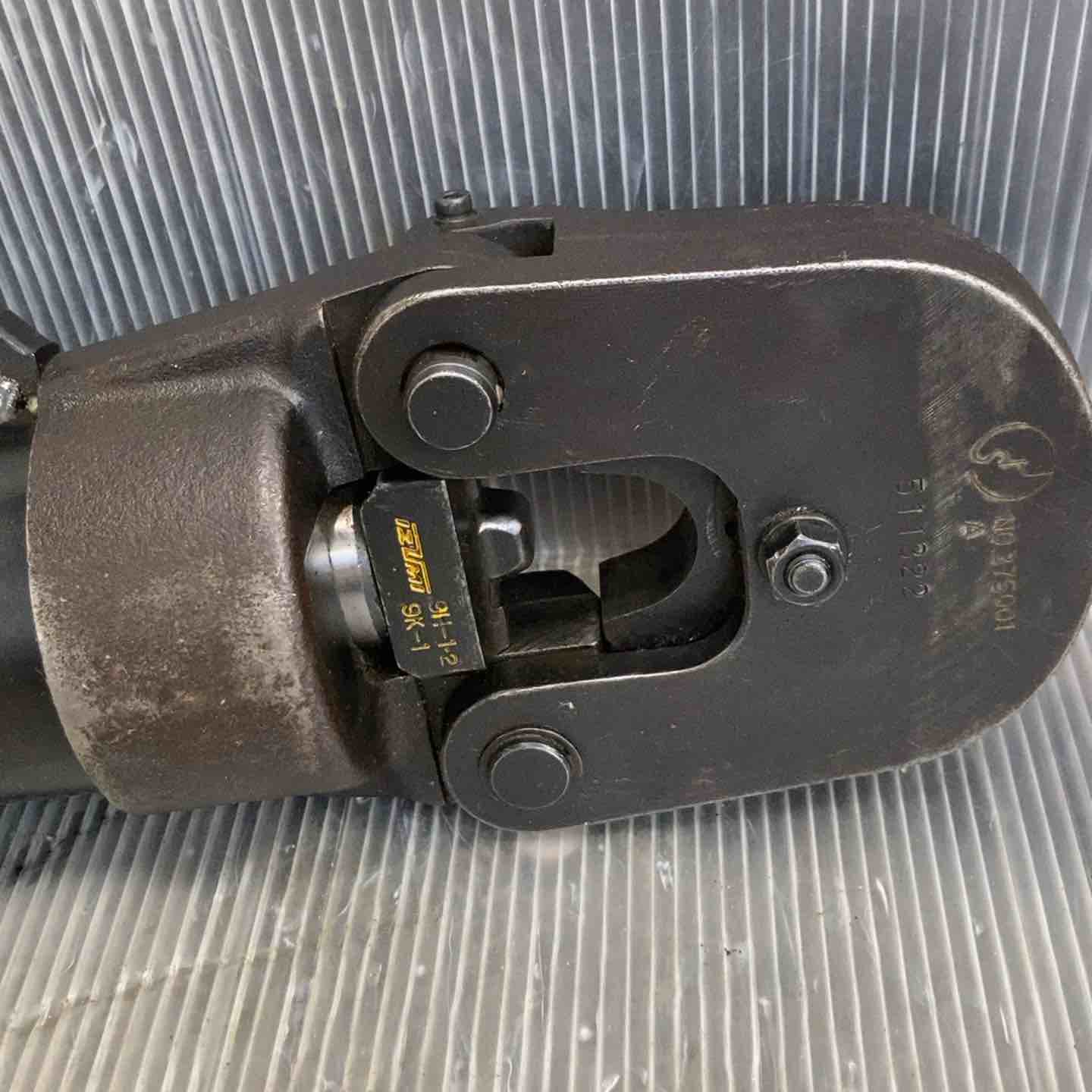 泉精器製作所　手動油圧工具 〇泉精器(イズミ/IZUMI) 手動油圧式圧着工具 9号K【川口店