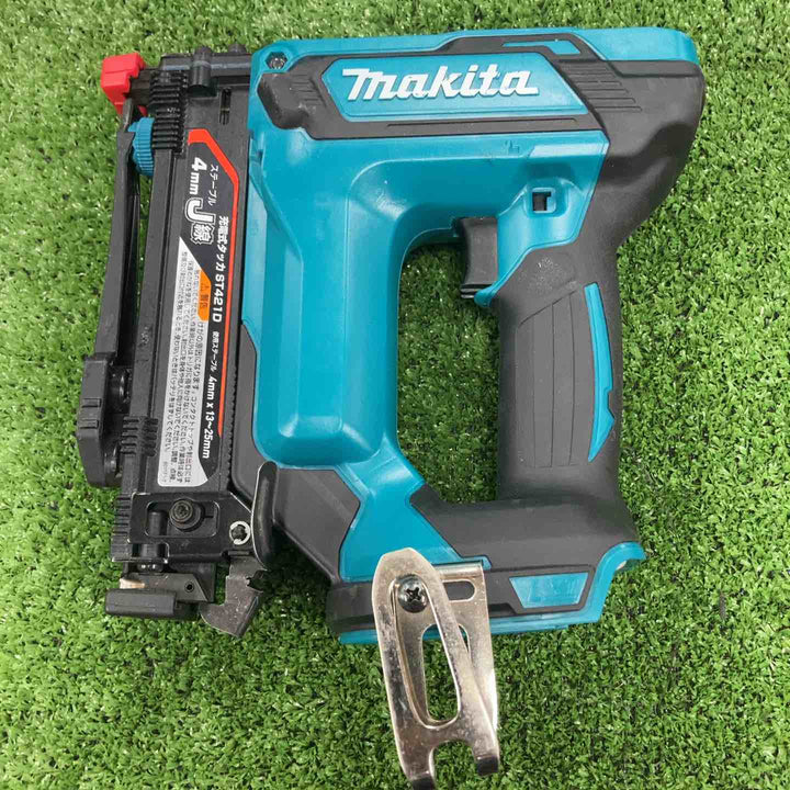 ★マキタ(makita) コードレスタッカー ST421DZK【川崎店】
