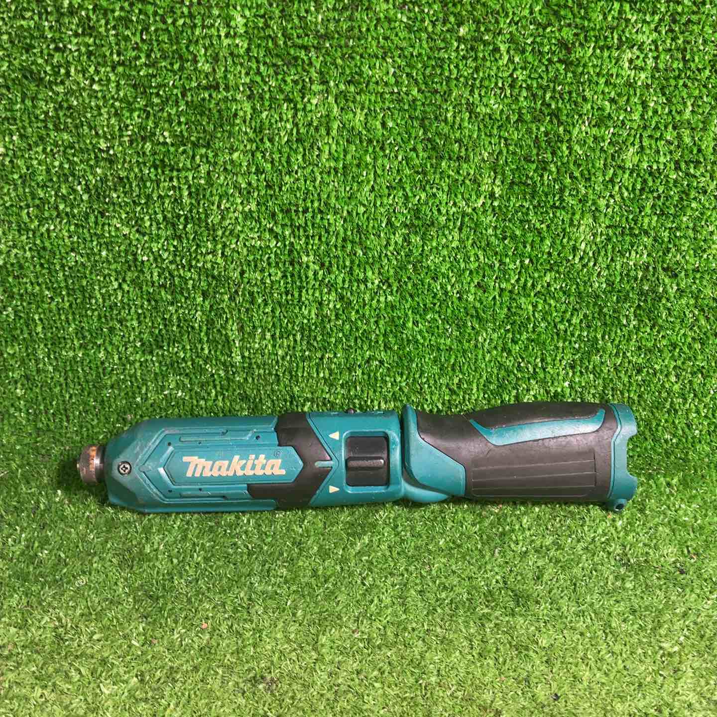 マキタ(makita) コードレスペンインパクトドライバー TD022DZ【藤沢店】 マキタ(makita) コードレスペンインパクトドライバー TD022DZ【藤沢店