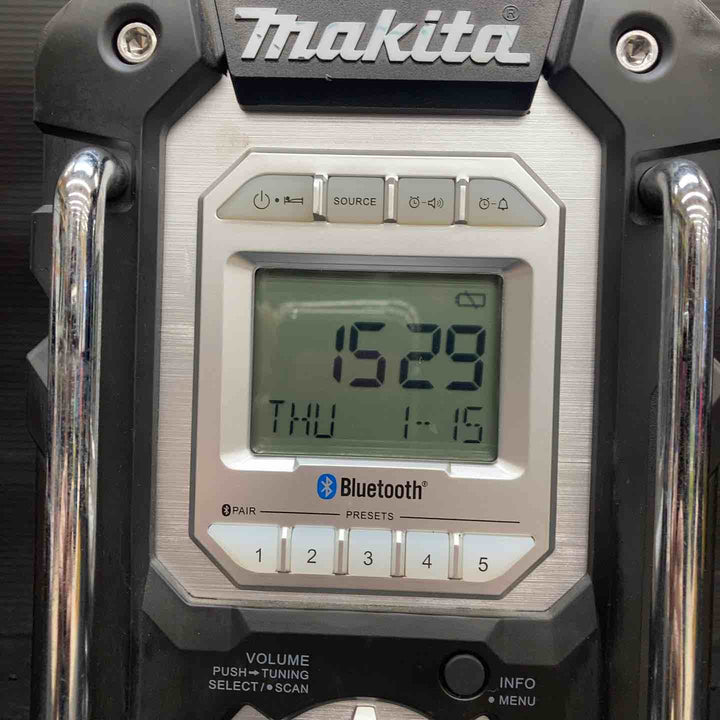 ★マキタ(makita) コードレスラジオ MR108B【川越店】