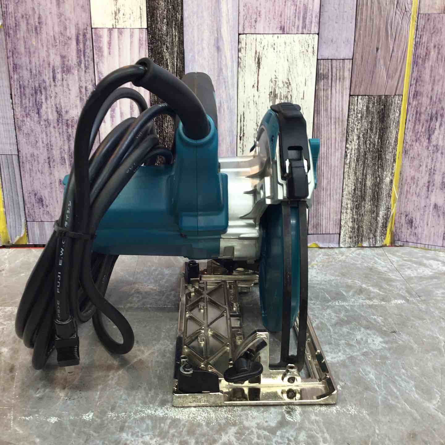 中古品】☆マキタ makita 165mm電気マルノコ 5637BA【八潮店