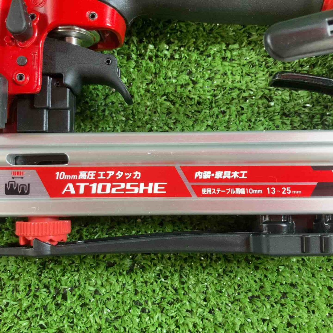 ★マキタ(makita) 高圧エアタッカ AT1025HE【川崎店】