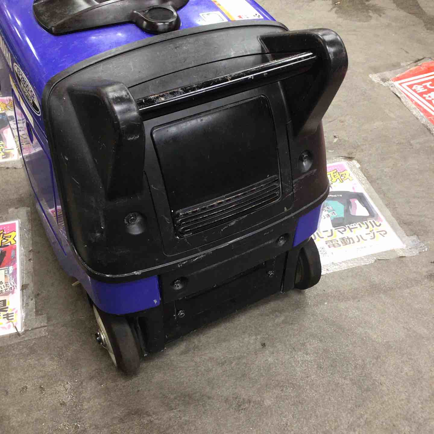 ヤマハ EF2800iSE インバーター発電機【野田愛宕店】【店頭取引限定】【ジャンク】管理番号：ITJUYSH1FWDE YAMAHA ヤマハ インバーター発電機 EF2800iSEの中古 中古C傷汚れあり