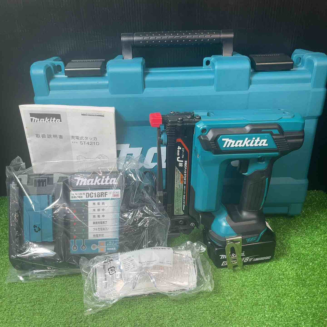 ★マキタ(makita) コードレスタッカ ST421DRG【岩槻店】