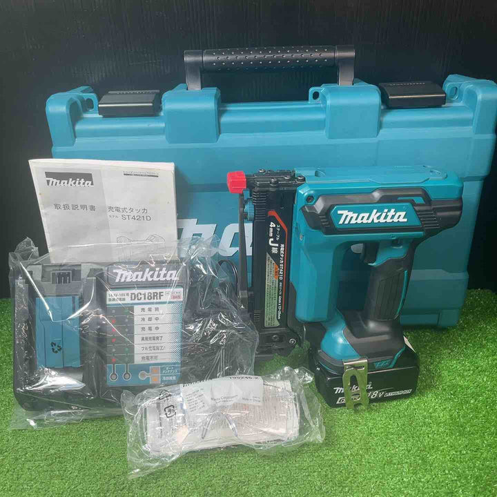 ★マキタ(makita) コードレスタッカ ST421DRG【岩槻店】