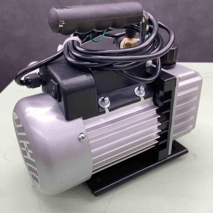 真空ポンプ A68N05【越谷店】