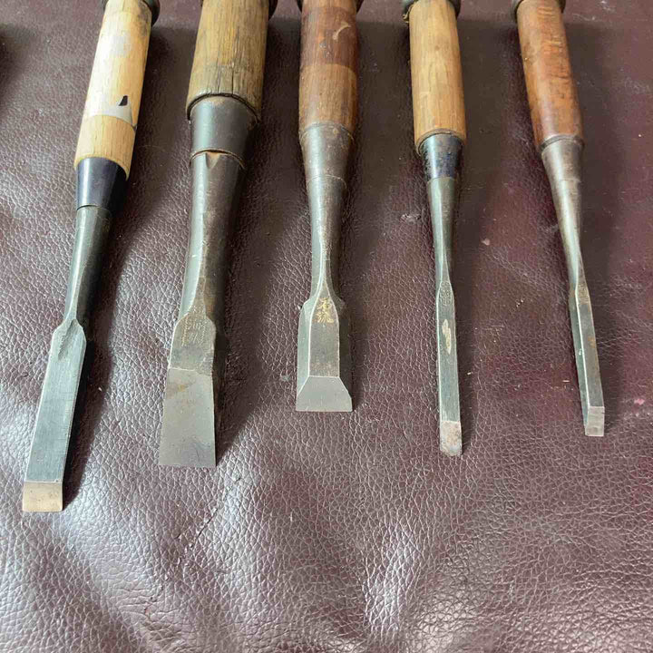 【中古品】鑿(のみ) 正兼2本・助正2本・岩崎・光国・石流・廣貞・勝國3本・幸四郎・守光・久五郎・利信・菊貞など 計21本【東大和店】