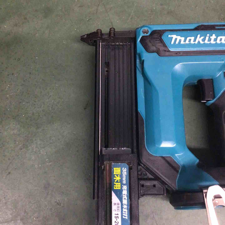 ◇マキタ 充電式35mm面木釘打ち機 FN350DZ【戸田店】