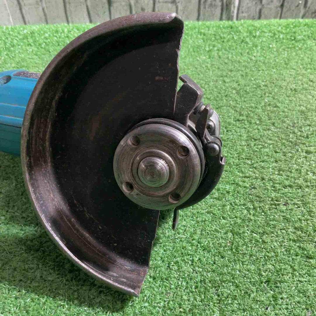 ☆マキタ(makita) 125mmコードレスディスクグラインダ GA504DZN (GA504DN) 動作確認済【川口店】