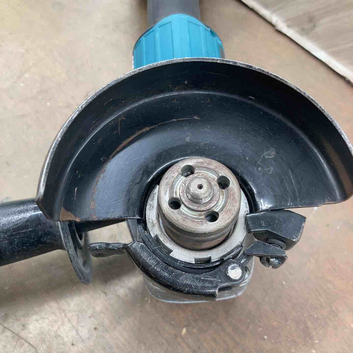 ★マキタ(makita) 100mmコードレスディスクグラインダ GA017GZ【八潮店】