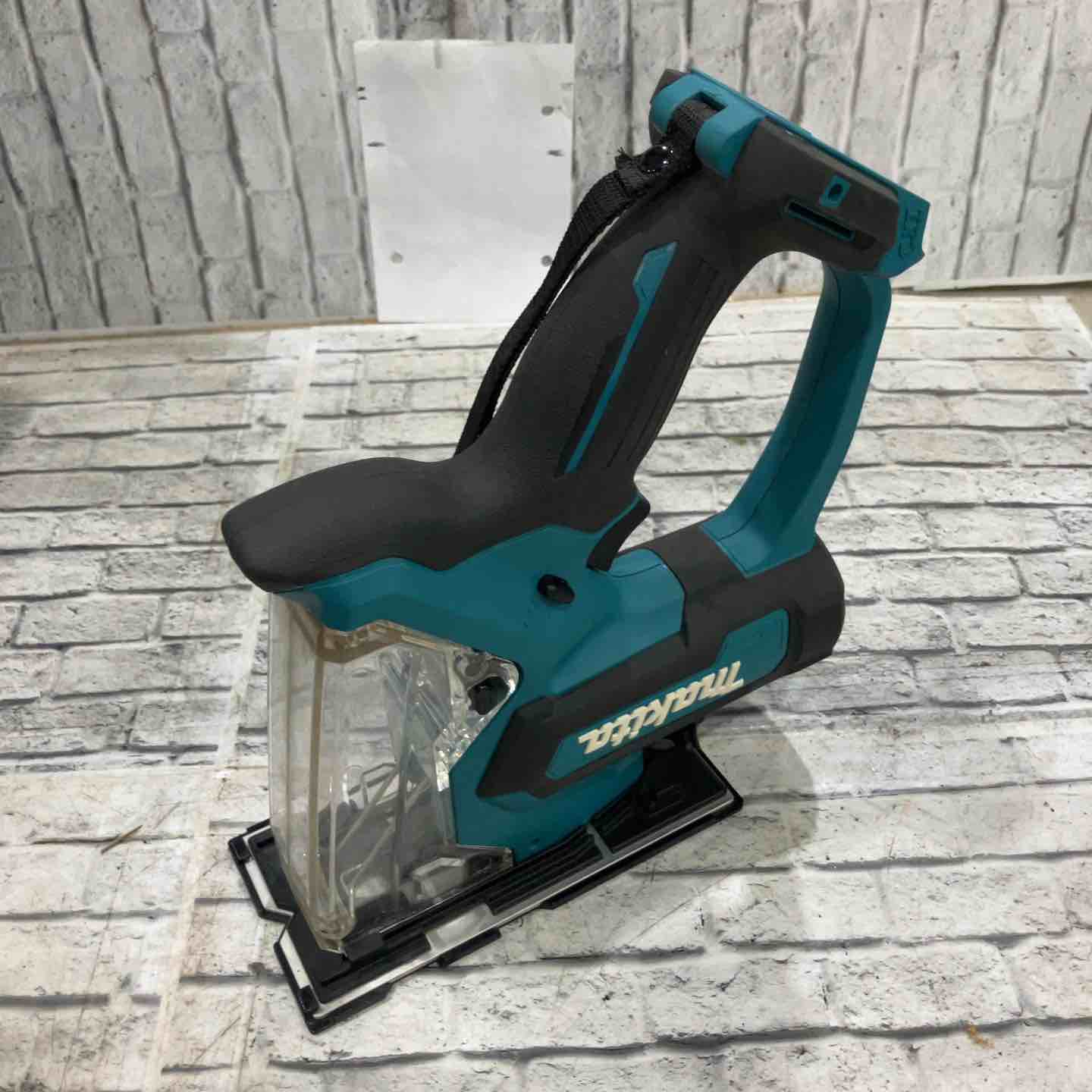 中古品】 ☆マキタ(makita) コードレスボードカッタ SD100DSMX