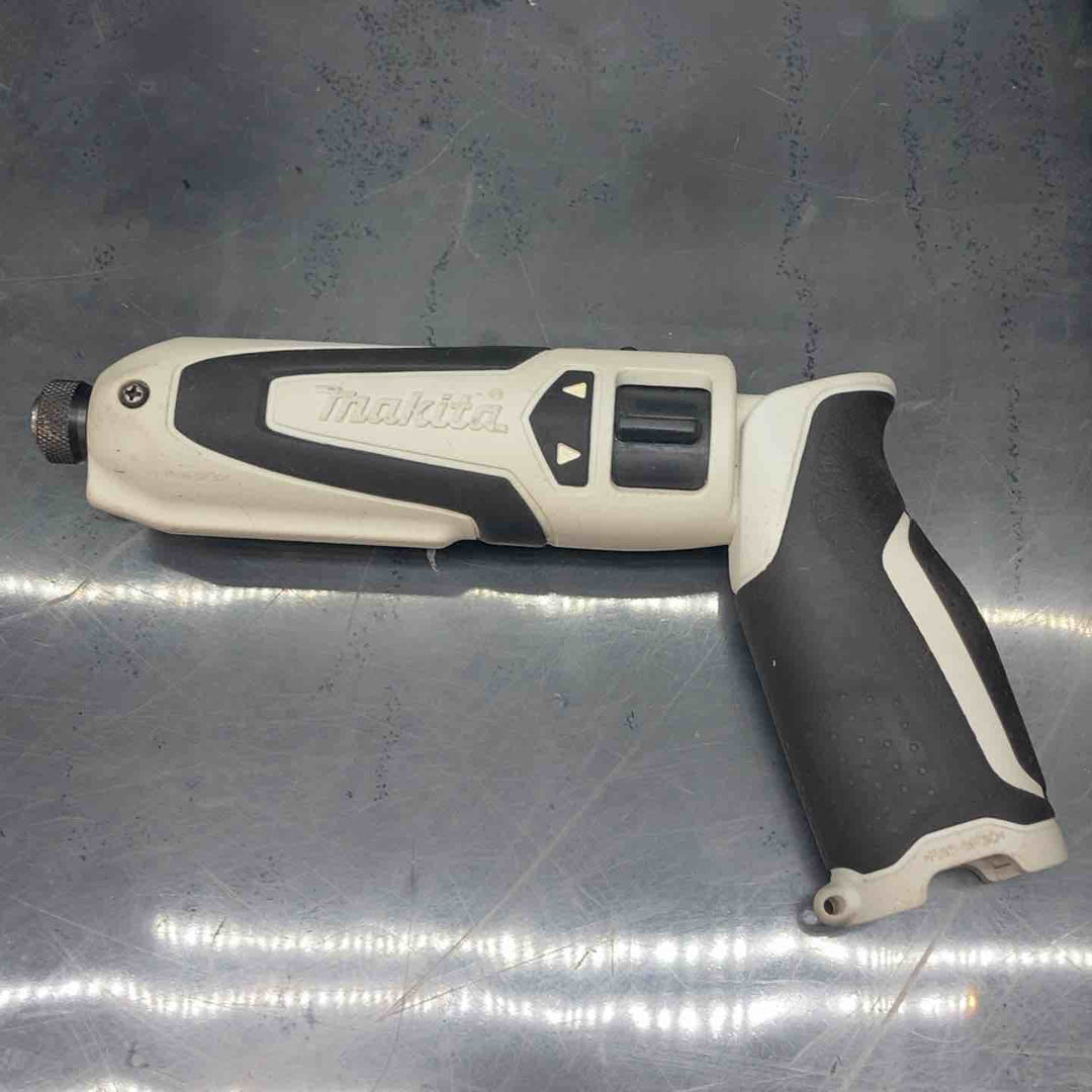 ◇マキタ(makita) コードレスペンインパクトドライバー TD021DZW【川越店】