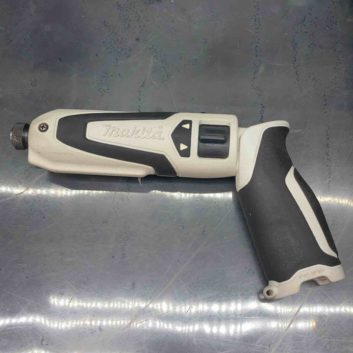 ◇マキタ(makita) コードレスペンインパクトドライバー TD021DZW【川越店】