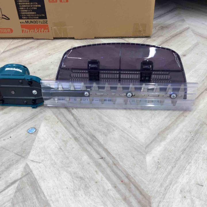【店頭受取り限定】◇マキタ(makita) コードレスポールバリカン  MUN301LDZ【越谷店】