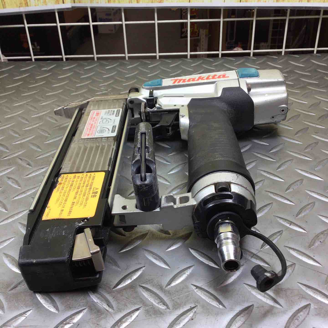 ★マキタ(makita) 常圧フィニッシュネイラ AF502N【川崎店】