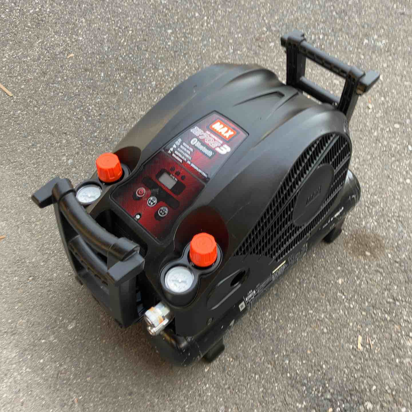 【ジャンク】MAX AK-HL9700E スーパーエアーコンプレッサー【野田愛宕店】【店頭取引限定】【中古 ジャンク】 ジャンク】MAX AK-HL9700E スーパーエアーコンプレッサー【野田愛宕店