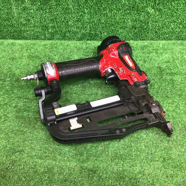 【中古品】 マキタ/makita 高圧フロアタッカ AT450H (4MA) 【鴻巣店】