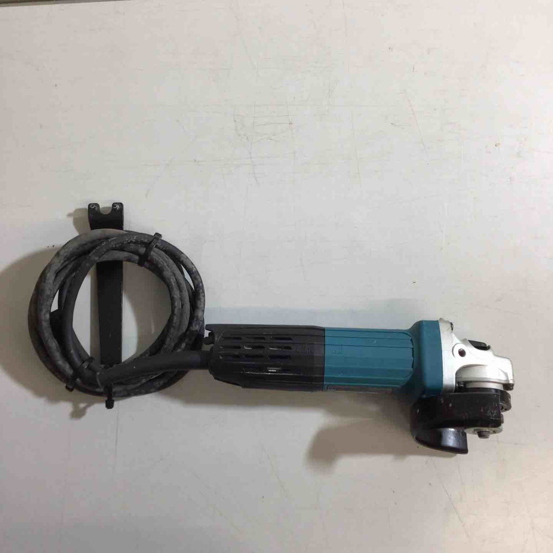 ☆マキタ(makita) 100mmディスクグラインダー GA4031【戸田店】