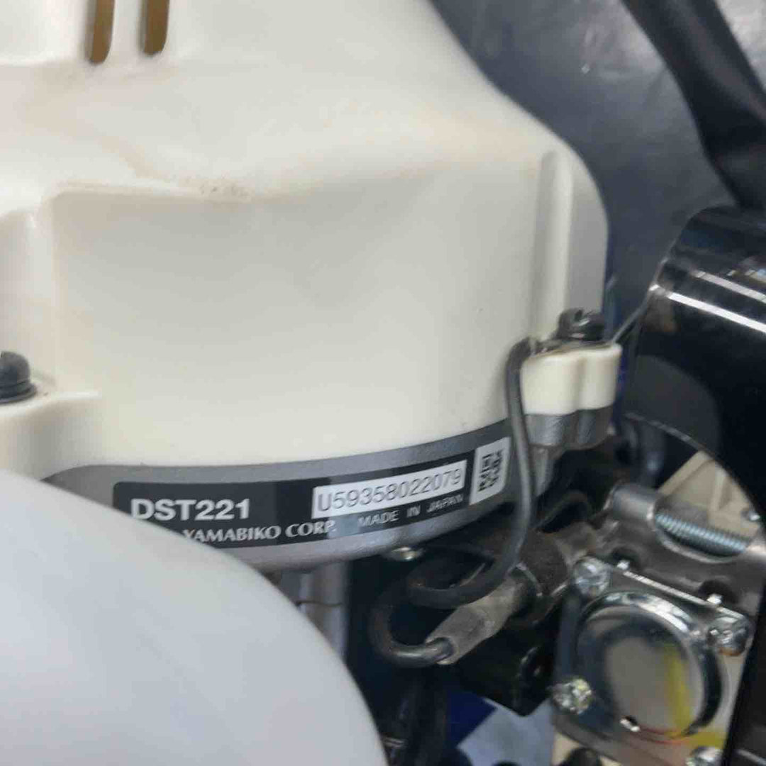 【未使用品/店頭受取り限定】 ECHO共立　草刈り機　DST221 【藤沢店】