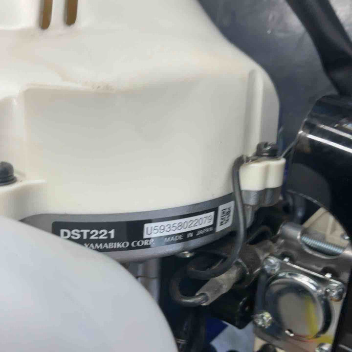 【未使用品/店頭受取り限定】 ECHO共立　草刈り機　DST221 【藤沢店】