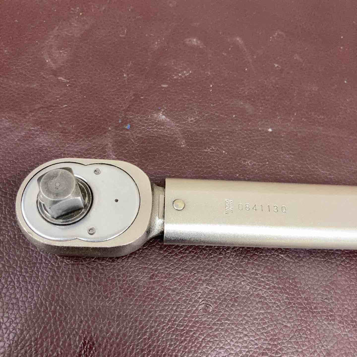 【中古品】 東日製作所(TOHNICHI) シグナル式トルクレンチ QL100N4 ラチェット付プリセット形 20～100N・m 【東大和店】