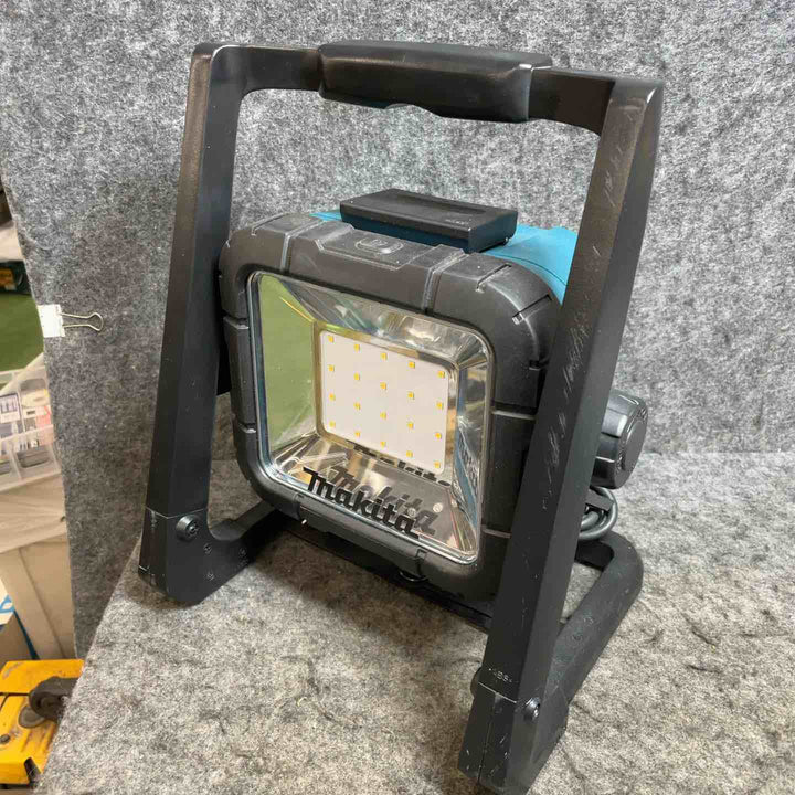 マキタ(makita) コードレスLEDスタンドライト ML805【桶川店】