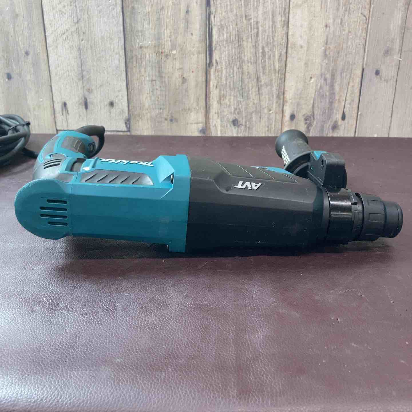 makita マキタ HR2631F 26ｍｍハンマドリル 中古品 【ハンズクラフト宜野湾店】 中古品】 マキタ(makita) ハンマドリル HR2631F 100v 【東大和店