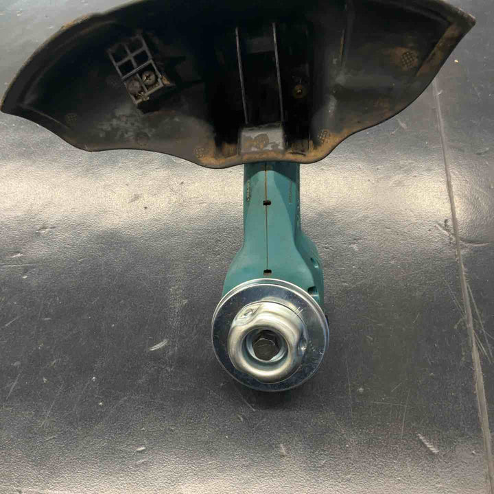 【中古品/店頭受取り限定】 マキタ(makita) コードレス草刈機 MUR190SDZ 【藤沢店】