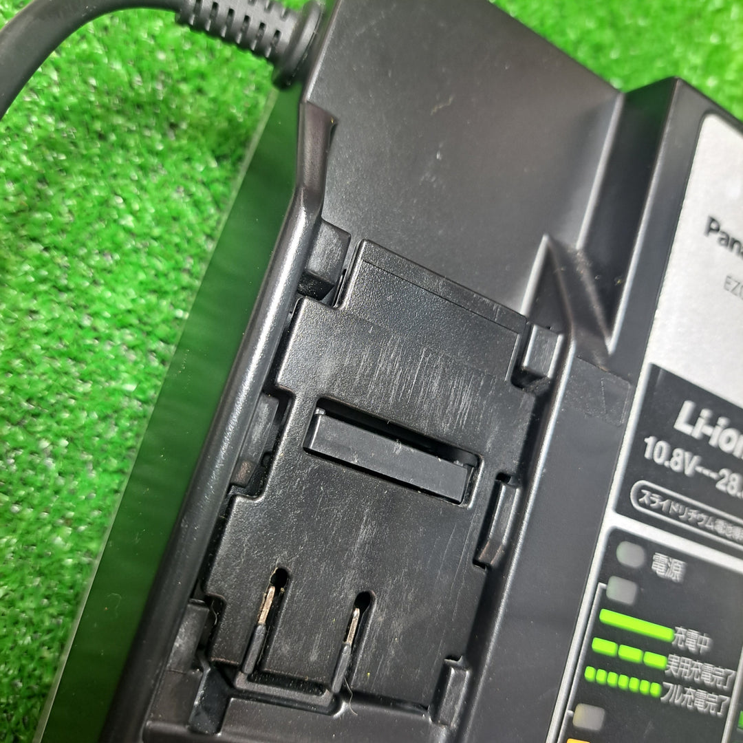 【美品】★パナソニック(Panasonic) コードレスチップソーカッター EZ45A2LJ2G-H【岩槻店】