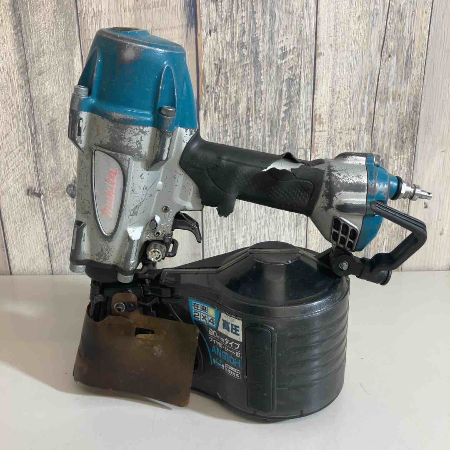 マキタ　サイディング釘打機 Amazon | マキタ(Makita) サイディング用高圧エア釘打機 シート