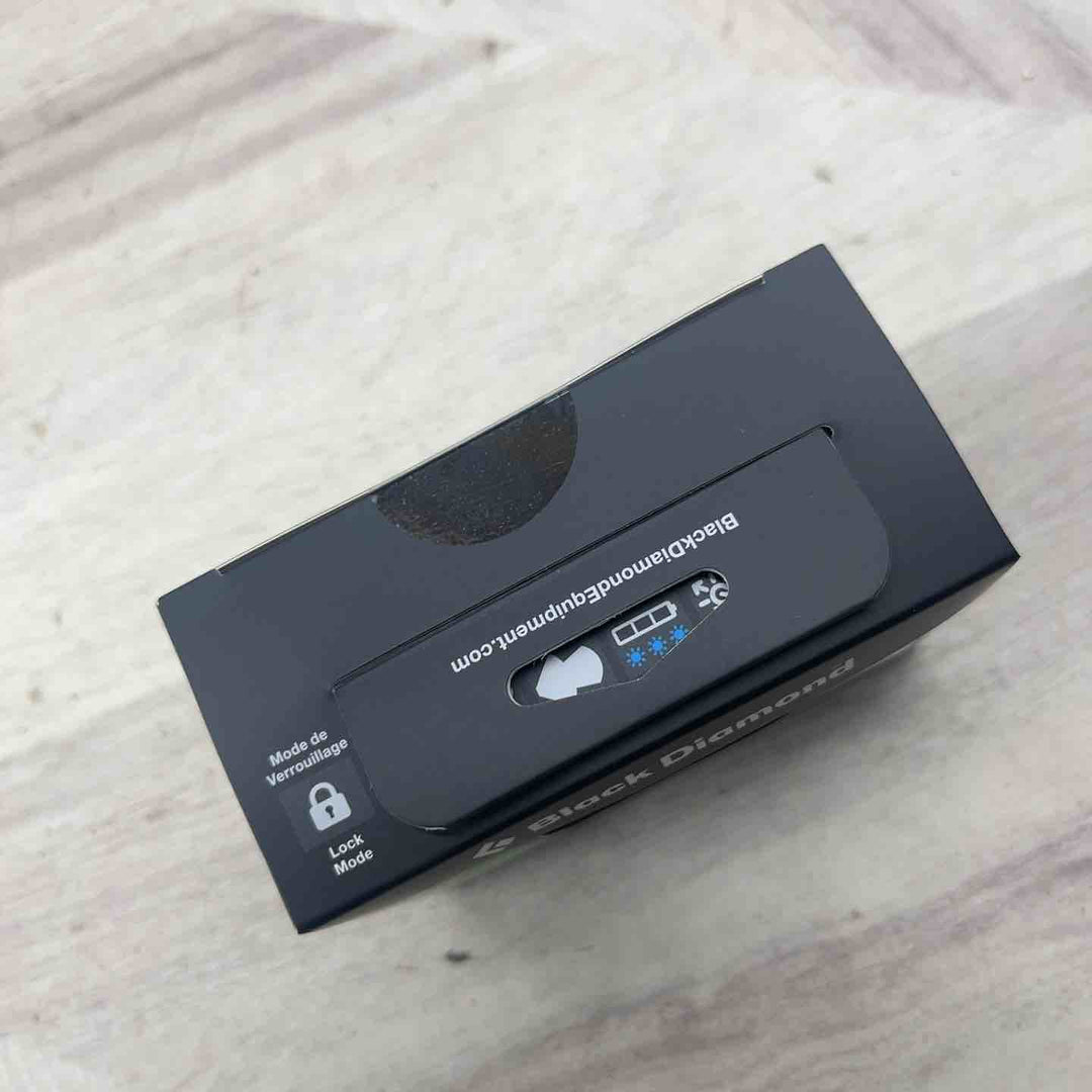 Black Diamond スポット400-R グラファイト コンパクト 充電式 【越谷店】