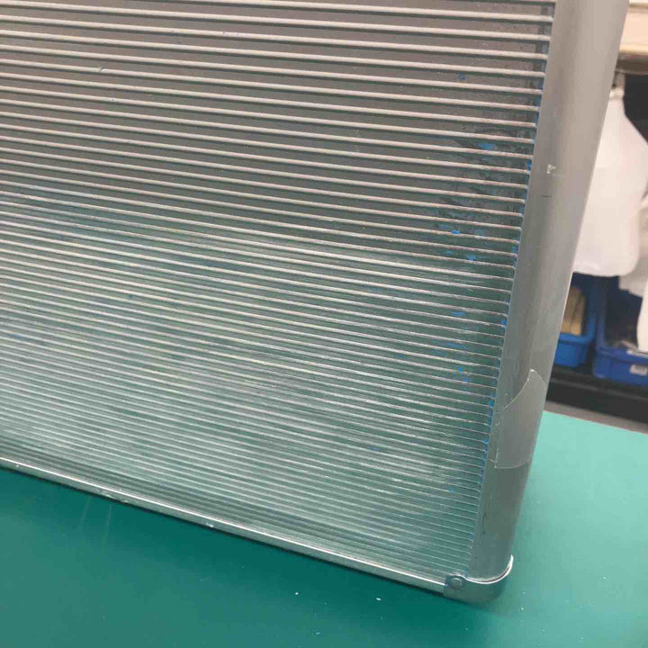 IZUMI 充電式油圧圧着工具 REC-LI16　14.4Vバッテリー2個、充電器、コマ14組(写真を確認してください)付属【戸田店】