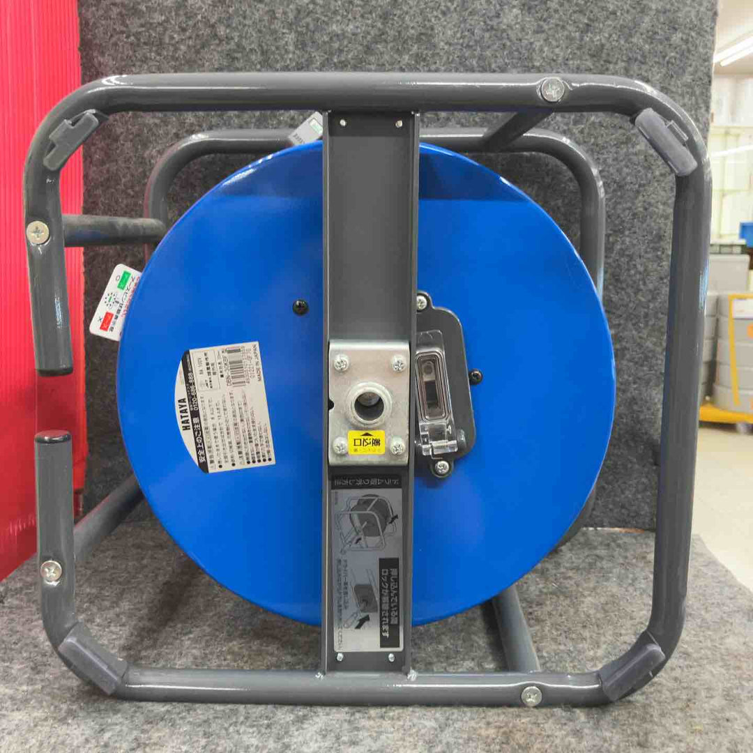 ◇ハタヤ (HATAYA) コードリール 屋外用 (防雨型) 100V型 コード30m  コンセント3個  段積みフラットリール DBN-30KBF【鴻巣店】