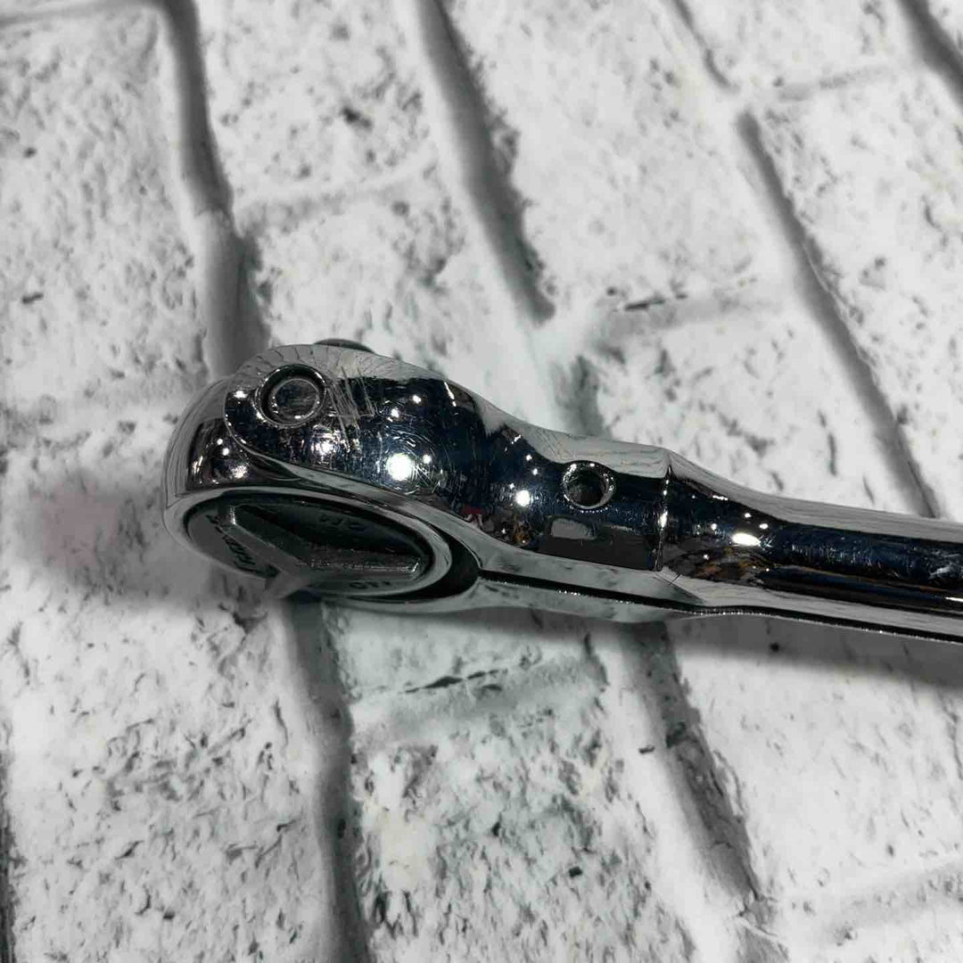 スナップオン(Snap-on) 1/4ソフトグリップラウンドヘッドラチェットハンドル(赤) THNF72【川口店】
