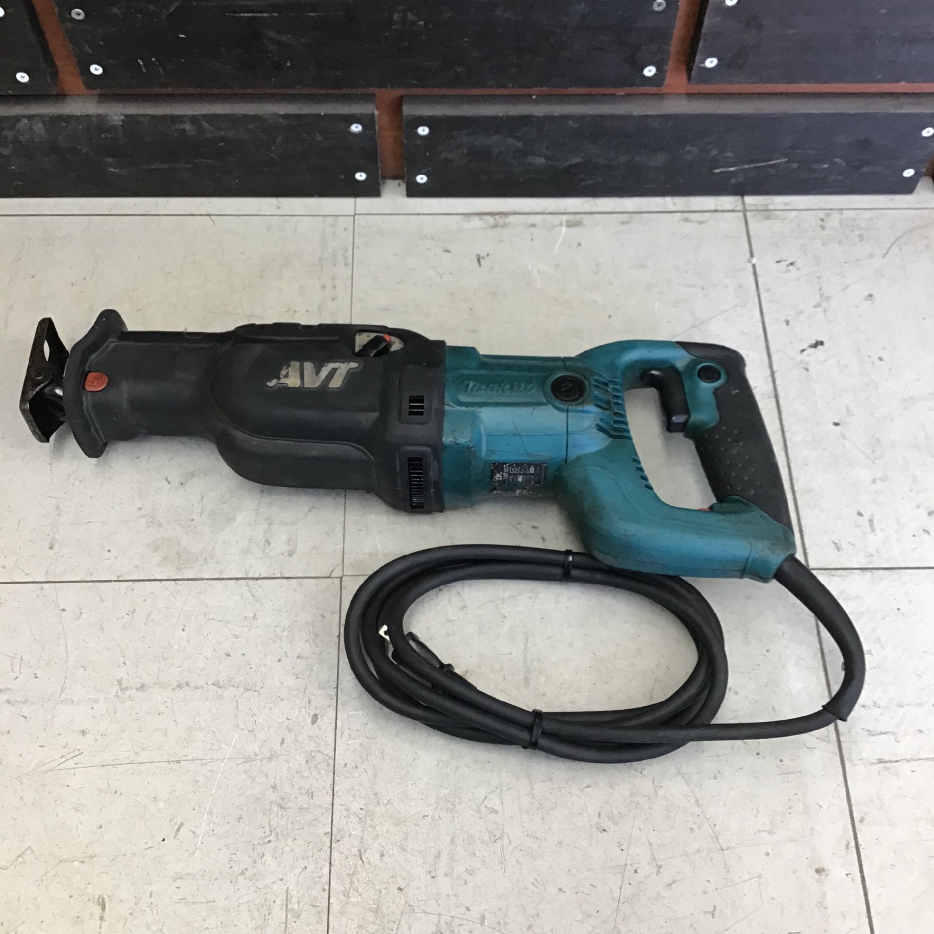 現状品】 マキタ/makita レシプロソー JR3070CT 【鴻巣店】 – アクト