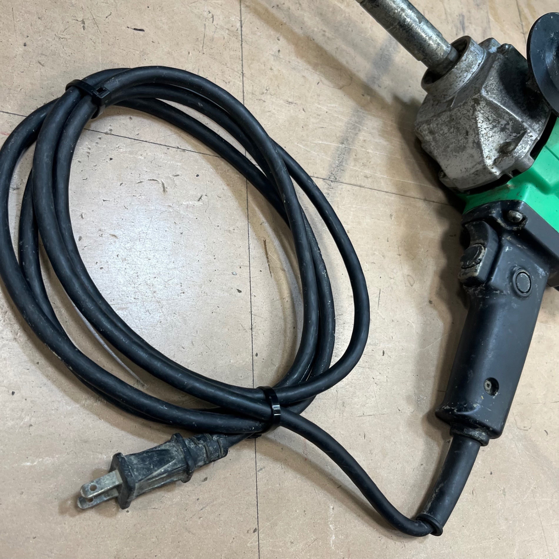 〇ハイコーキ(HIKOKI ※旧:日立工機) かくはん機 UM15V【草加店
